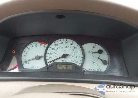 2004 Toyota Corolla Le z USA, uszkodzony, nr VIN 2T1BR32E14C267457